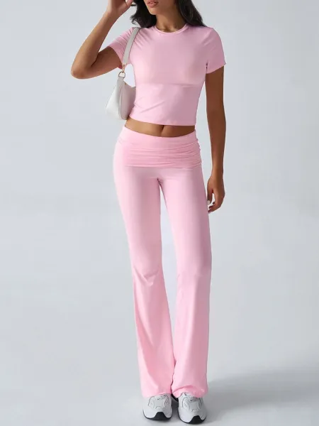 Design Red Cropped Tee and Flared Pants Set - 12