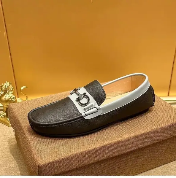 Salvatore Ferragamo Gancini Loafer Black and Gray Leather Loafers - 12