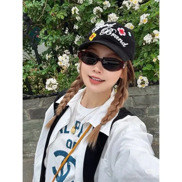 Good Brand Embroidered Floral Baseball Cap Brown - 9