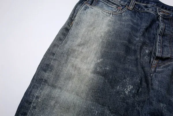 Design Paint-Splatter Washed Denim Jeans - 10