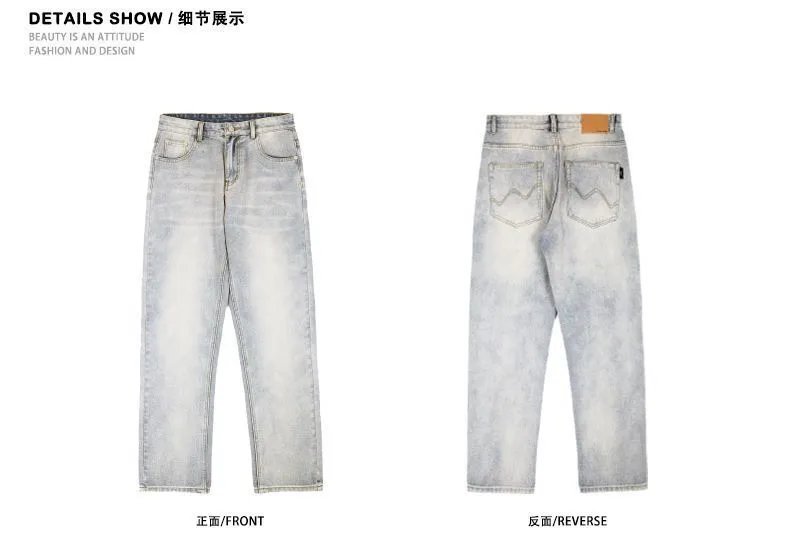 Design Light Wash Distressed Straight Fit Jeans
