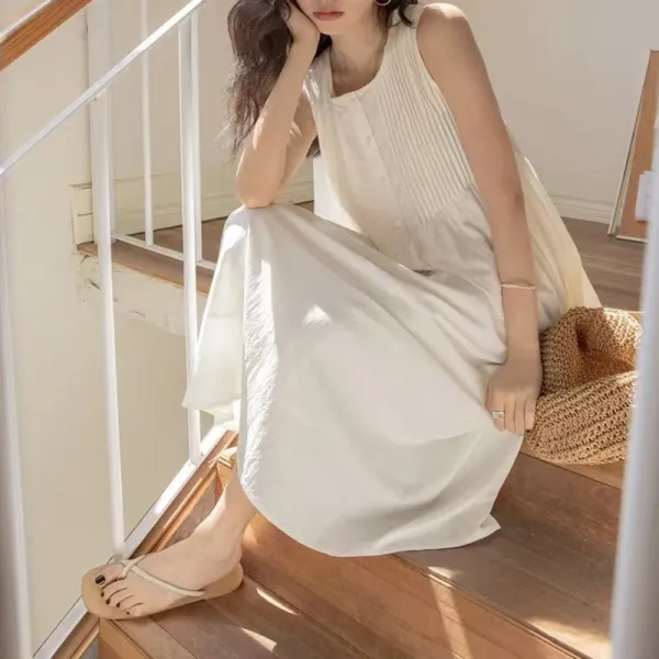 Design Pleated Sleeveless Midi Dress in Sage Green - 4