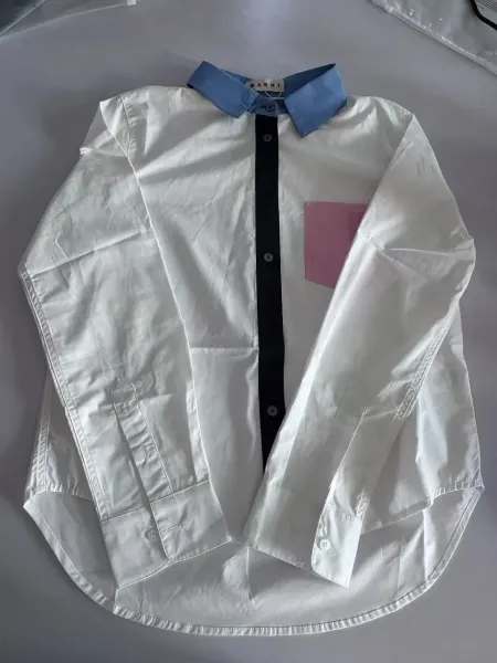Design Patchwork Button-Down Shirt White with Black Placket and Pink Pocket + Gray Mini Skirt Tops Shirt - 13