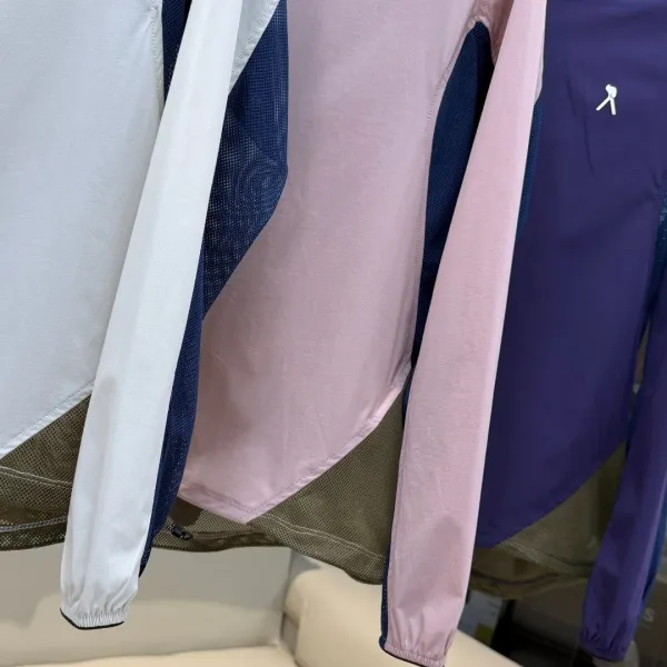 Design Uniqlo U Light Windbreaker Pink with Mesh Panel Jacket Outerwear - 10