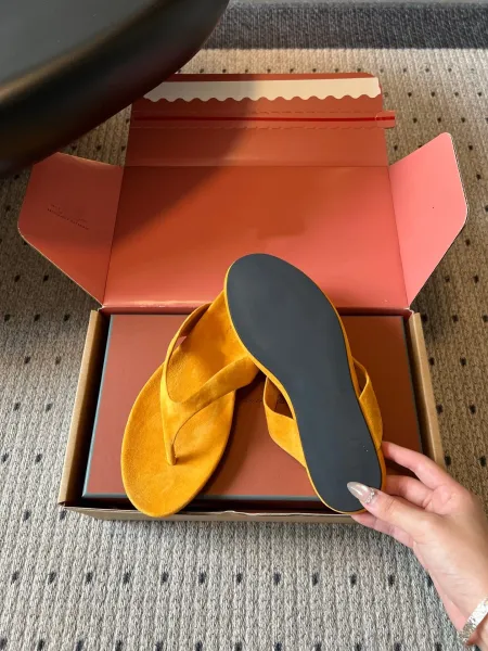 Jacquemus Les Tongs Jaune Suede Flip-Flops Slippers - 25
