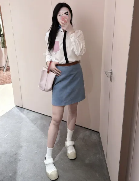 Design Patchwork Button-Down Shirt White with Black Placket and Pink Pocket + Gray Mini Skirt Tops Shirt - 5