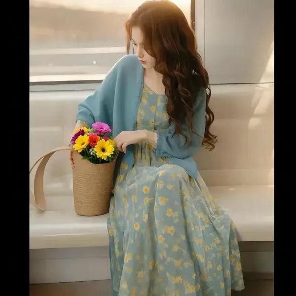 Design Floral Print Midi Dress with Cropped Cardigan in Seafoam Green - 2