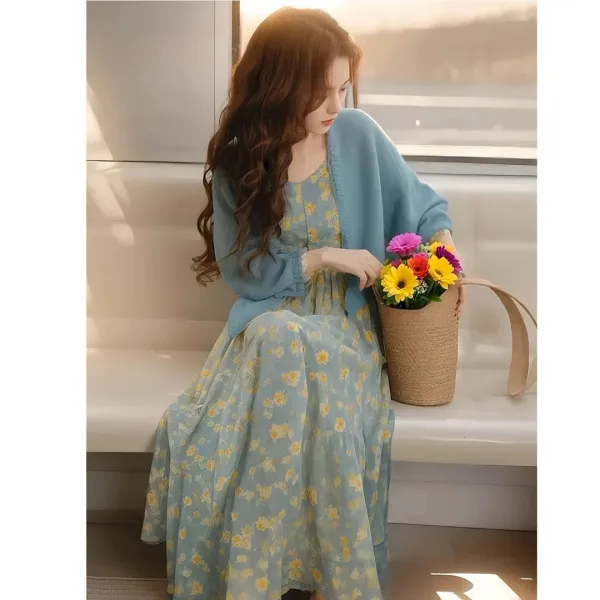 Design Floral Print Midi Dress with Cropped Cardigan in Seafoam Green - 9