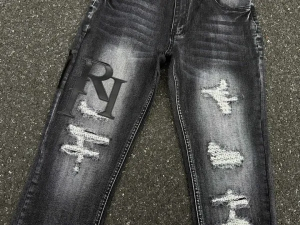 Amiri Distressed Logo Jeans Black - 6