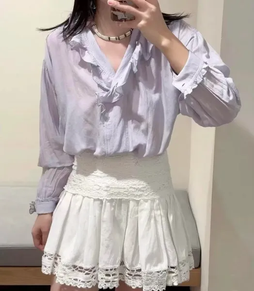 Design White Lace-Trimmed Blouse and Skirt Set Sets - 7