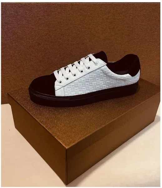 Bottega Veneta Intrecciato Leather Sneakers White and Black - 10
