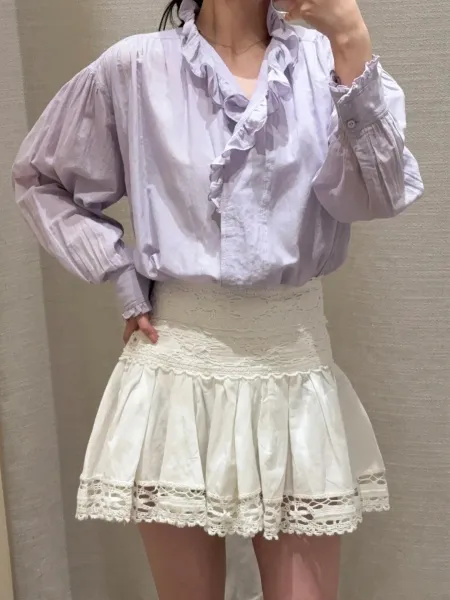 Design White Lace-Trimmed Blouse and Skirt Set Sets - 8