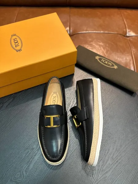 Tod's Double T Loafer Black Patent Leather Loafers - 3