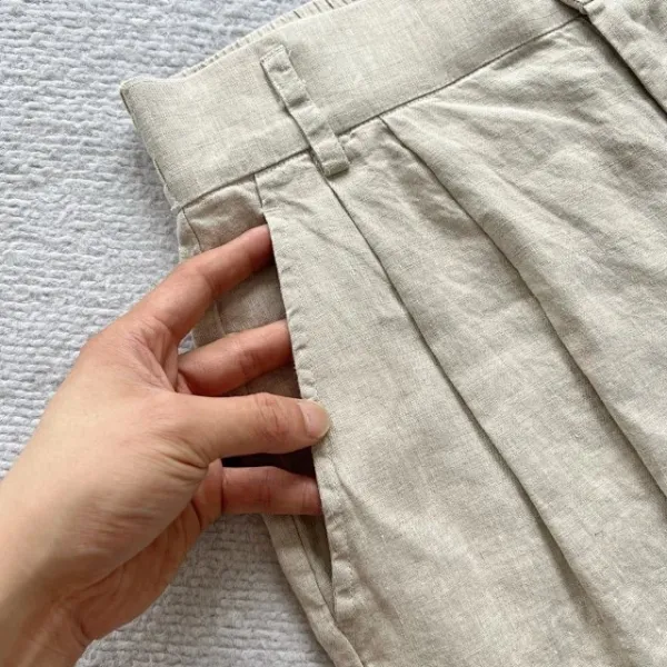 Design Striped Oversized T-Shirt and Beige Pleated Trousers with White Platform Sneakers Pants - 23
