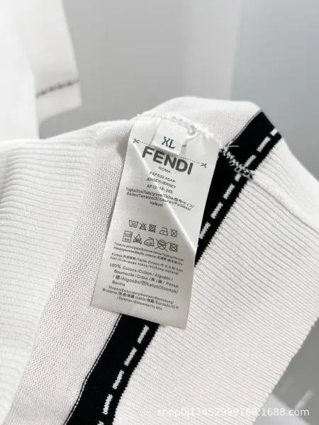 Fendi Knit T-Shirt White with Contrast Stitching - 14