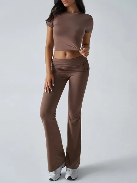 Design Red Cropped Tee and Flared Pants Set - 29