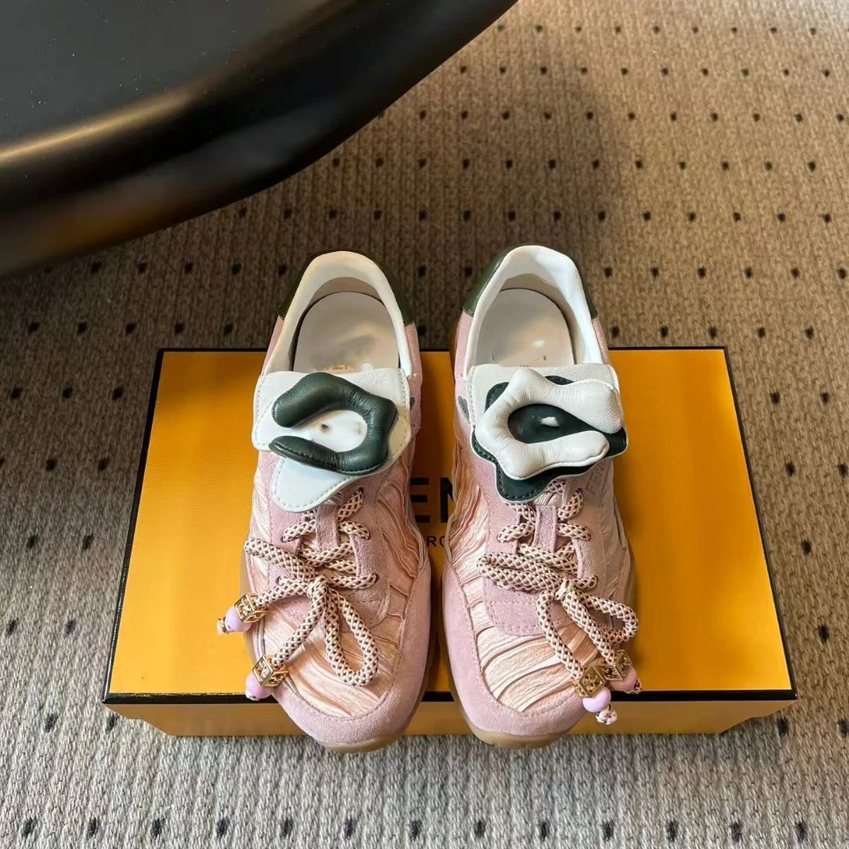 Gucci Rhyton White Blue Floral Decorative Sneakers