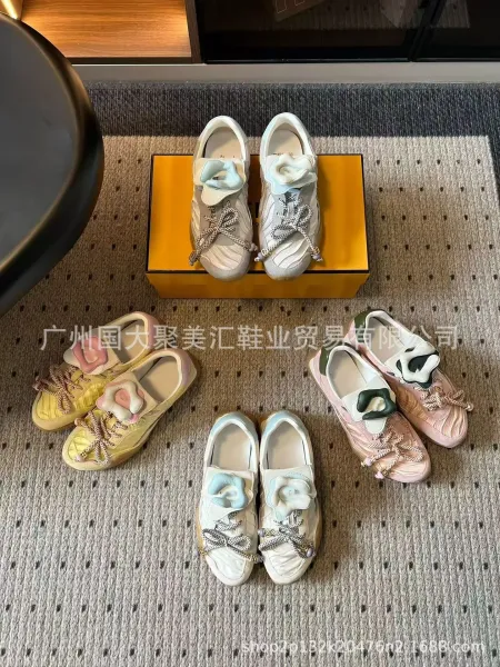 Fendi Bow-Strap Pink Suede Sneakers - 2