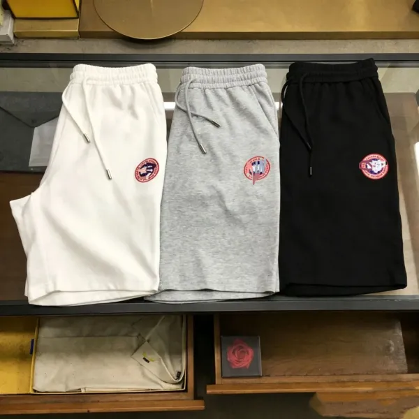 Canada Goose Logo Patch Shorts White - 5