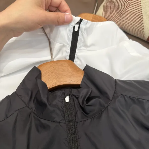 Design Lightweight Windproof Vest Black Outerwear.vest - 11
