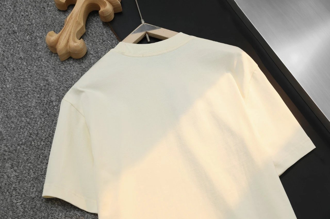 Gucci x Peanuts Snoopy Sunflower Graphic T-Shirt Beige - 3