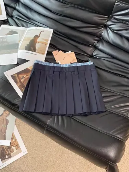 Design Pleated Skirt with Plaid Waistband Black Skirt - 7