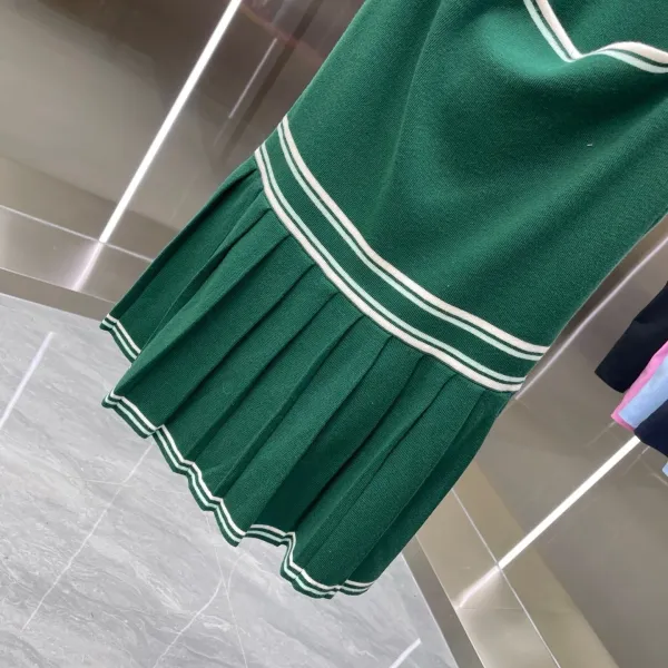 Design Knit Halter Dress with V-Neck and Pleated Hem in Forest Green - 18