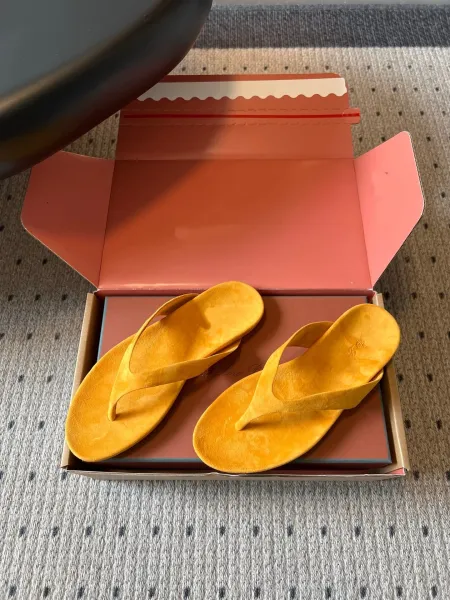 Jacquemus Les Tongs Jaune Suede Flip-Flops Slippers - 24