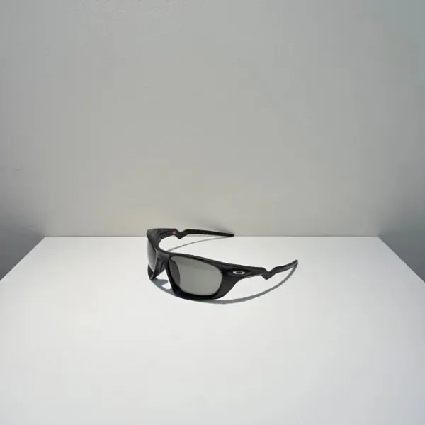 Oakley OO9480 Dispatch White Sunglasses - 21