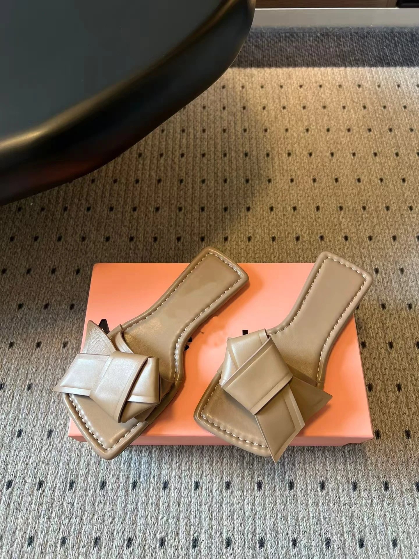 Jacquemus Le Chiquito Bow Slide Sandals Beige Slippers - 17