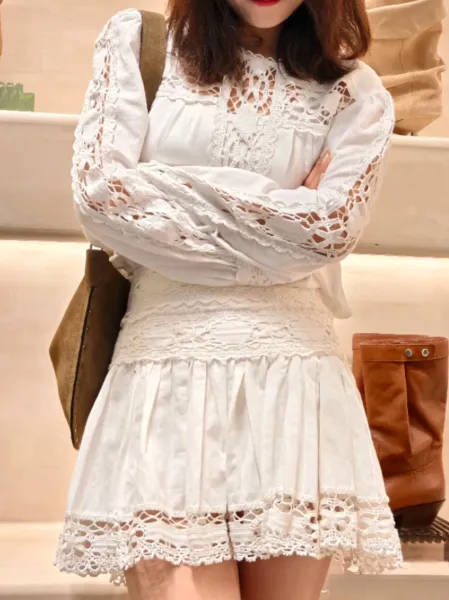 Design White Lace-Trimmed Blouse and Skirt Set Sets - 4