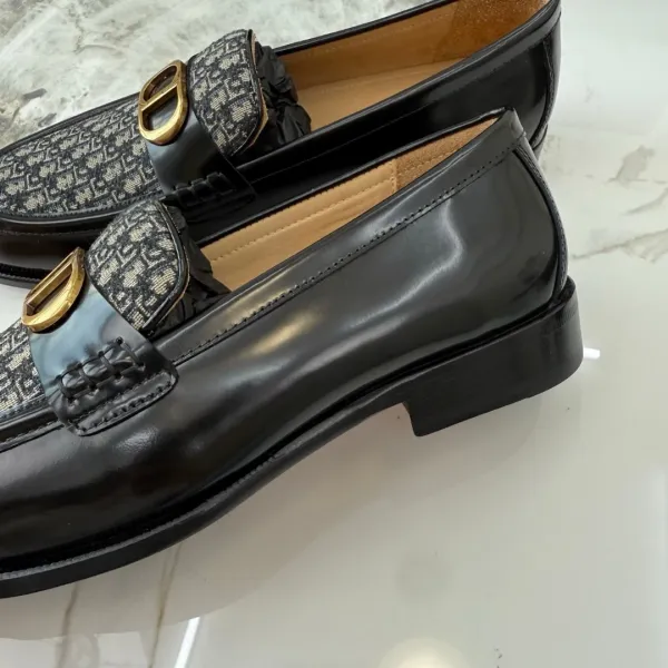 Dior Dior Oblique Loafers Black and Beige - 4