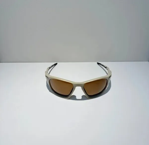 Oakley OO9480 Dispatch White Sunglasses - 25