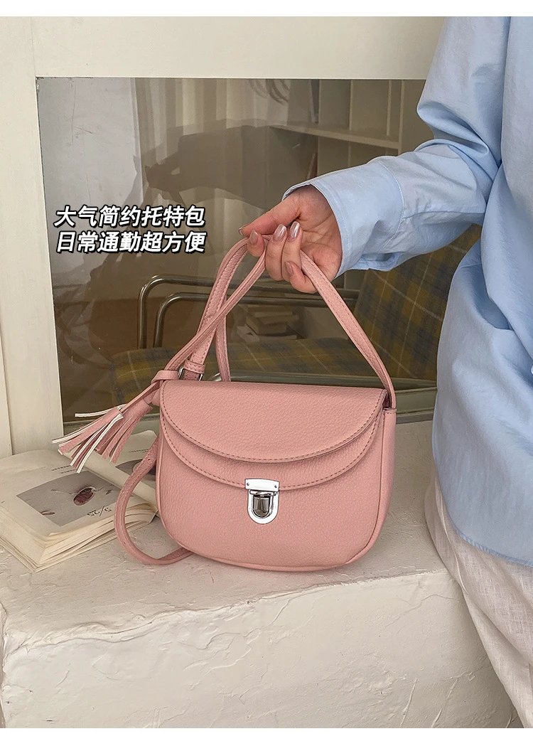 Design Saddle Bag Beige Crossbody Bag - 8