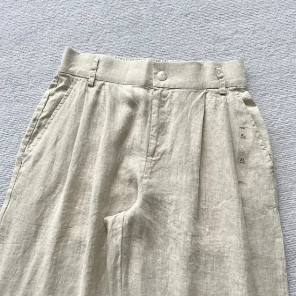 Design Striped Oversized T-Shirt and Beige Pleated Trousers with White Platform Sneakers Pants - 18