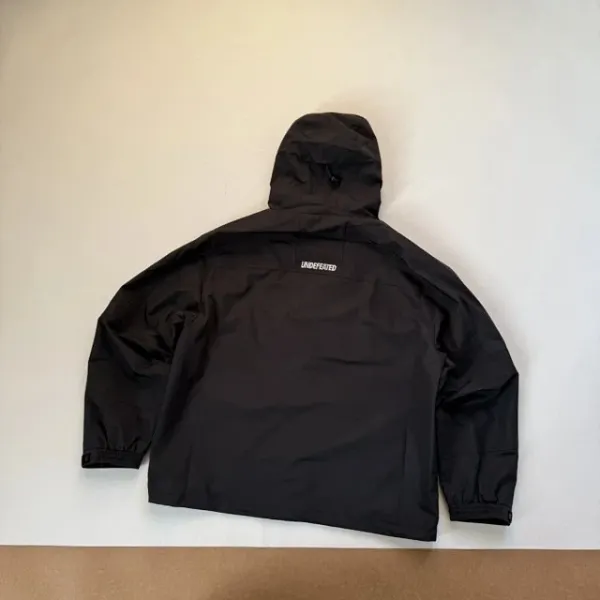 Design UNDEFEATED Field Jacket Olive Green and Black Outerwear - 25