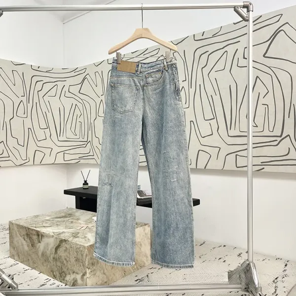 Design Wide-Leg Distressed Light Wash Jeans - 3