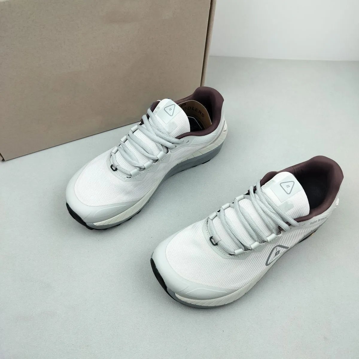 Design Trail Running Shoe Black - 8