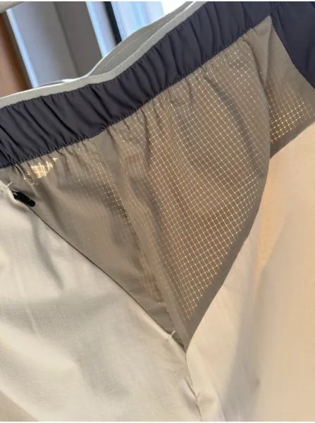 Design Performance Shorts Gray Purple Contrast Shorts - 18