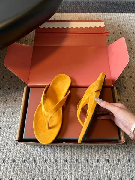 Jacquemus Les Tongs Jaune Suede Flip-Flops Slippers - 26