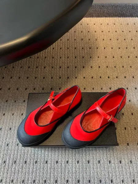 Prada Mary Jane Flat Red and Black Shoes Casual Shoes - 23