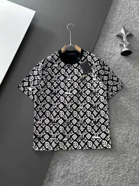 Louis Vuitton Monogram Print Black and White T-Shirt - 1