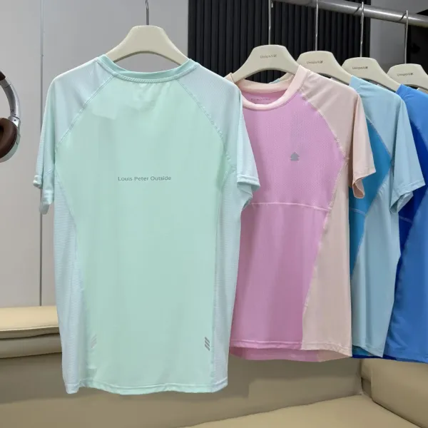 Design Uniqlo U Performance Raglan T-Shirt Blue and Gray T-Shirts - 6
