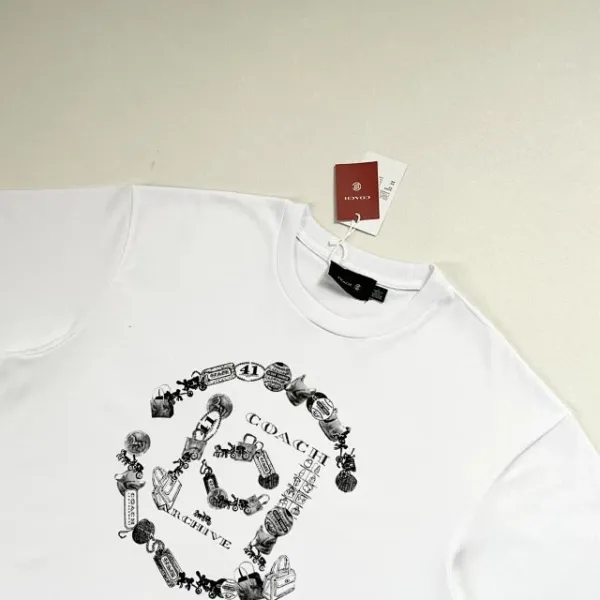 Coach Graphic Print T-Shirt Black - 17
