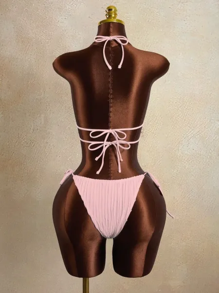 Design Seashell-Embellished Ribbed Pink Halter Bikini Set Swimwear - 11