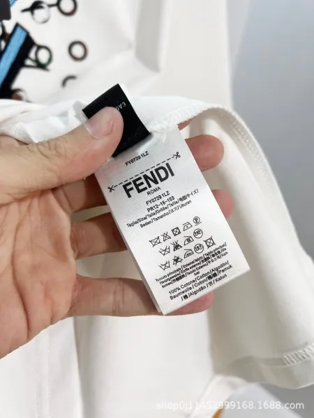 Fendi Graphic Embroidered White T-Shirt - 7