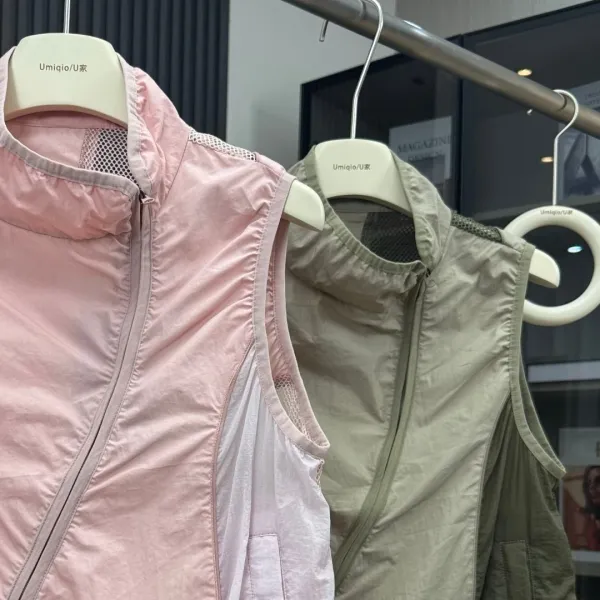 Design Umigio / U Lightweight Mesh-Panel Vest Pink Outerwear.vest - 11