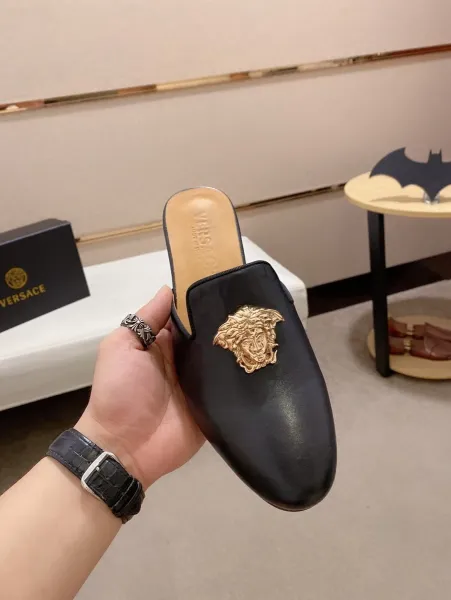 Versace Medusa Head Black Leather Mule Slipper - 18