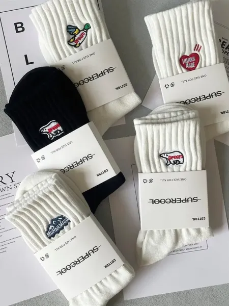 Design Mountain Logo Ribbed Crew Socks White - 4