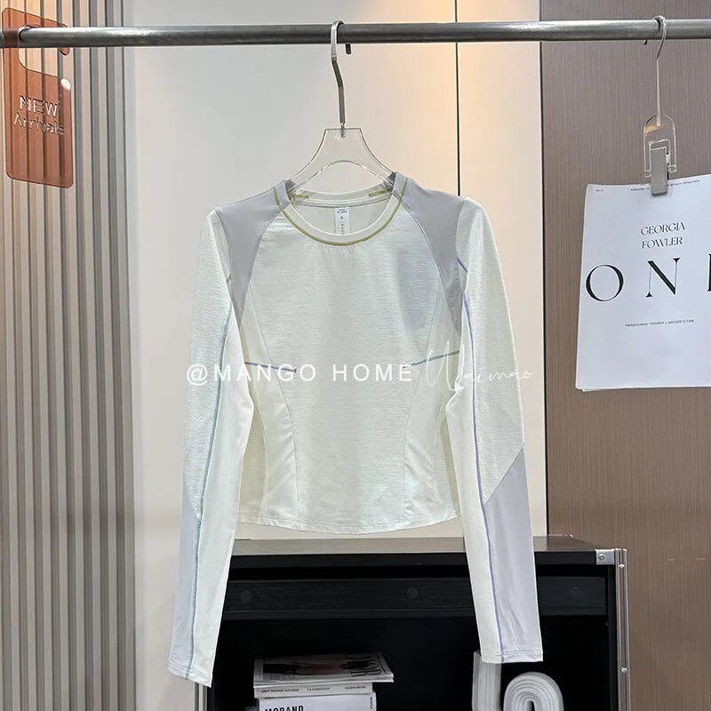 Design Long-Sleeve Performance Top White with Gray Panels Activewear - 5